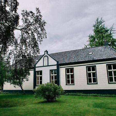Pastorie Tijdverblijf Zuidhorn Экстерьер фото